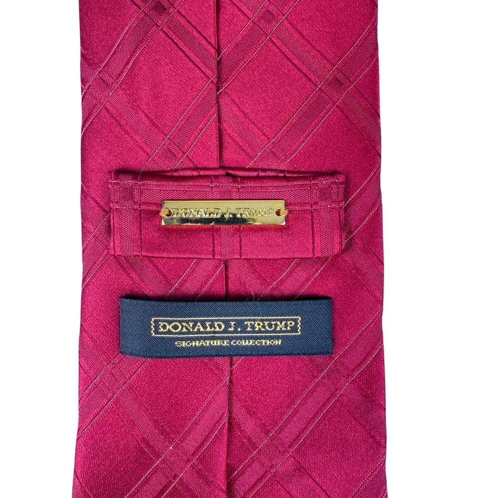 Donald J. Trump Signature Collection Mens Red Plaid Silk Necktie Business 60" - Picture 6 of 10
